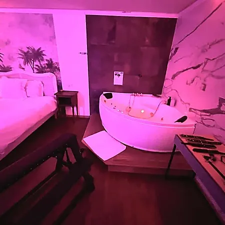 Hotel Jacuzzi Climatise *