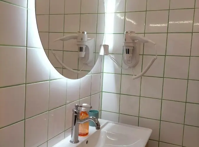 Hotel Jacuzzi *